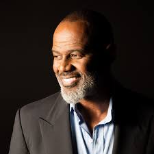 Brian McKnight adalah penyanyi, penulis lagu, dan produser R&B asal Amerika Serikat yang dikenal lewat lagu-lagu romantis seperti “Back at One,” “One Last Cry,” dan “Anytime.” Dengan suara khas dan kemampuan bermain piano yang luar biasa, ia menjadi salah satu ikon musik R&B sejak tahun 1990-an dan telah menerima banyak nominasi penghargaan bergengsi seperti Grammy Awards. Temukan berbagai fakta menarik dan perjalanan karier Brian McKnight dalam trivia ini.